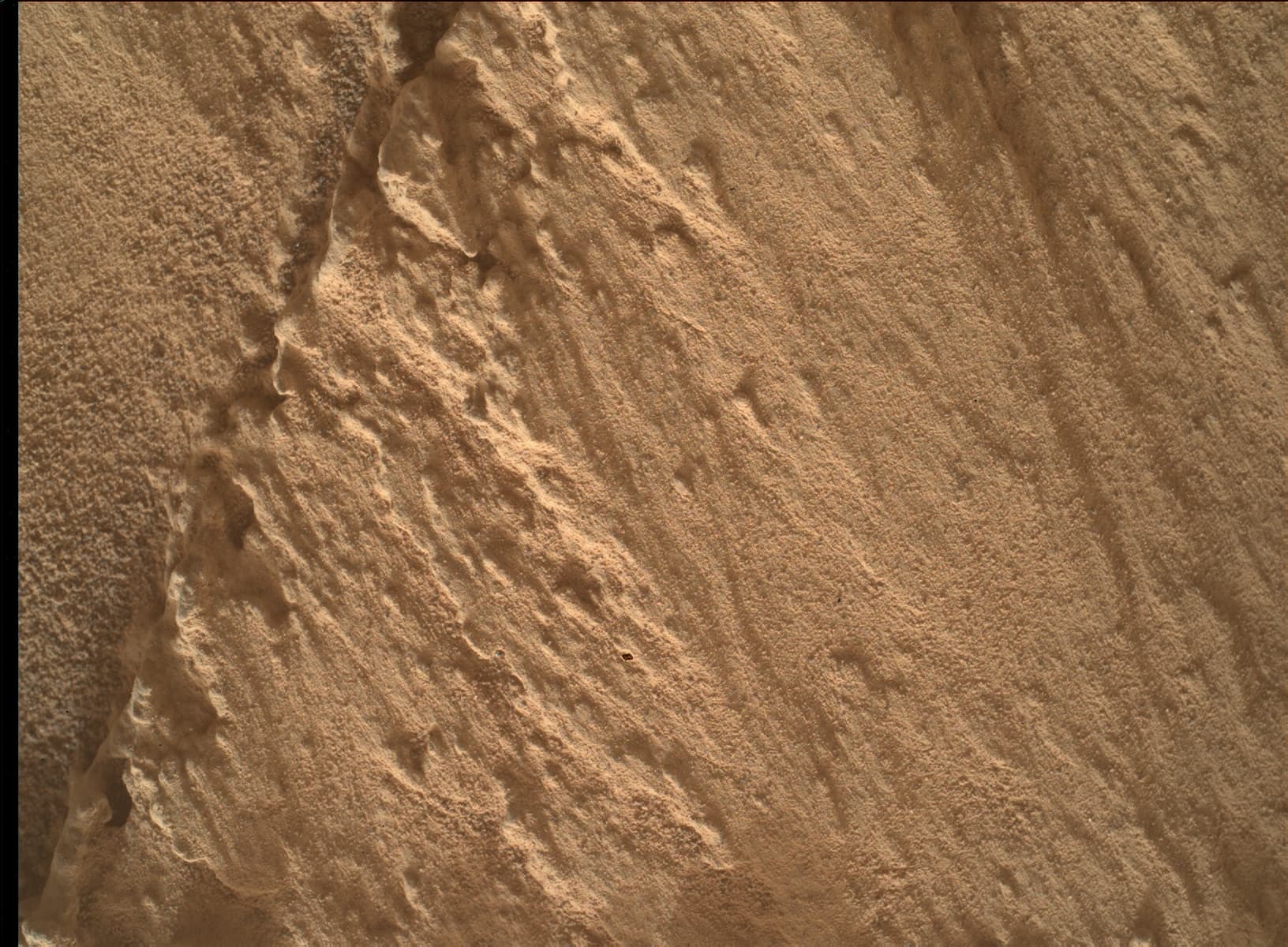 Foto de Marte da câmera MAHLI