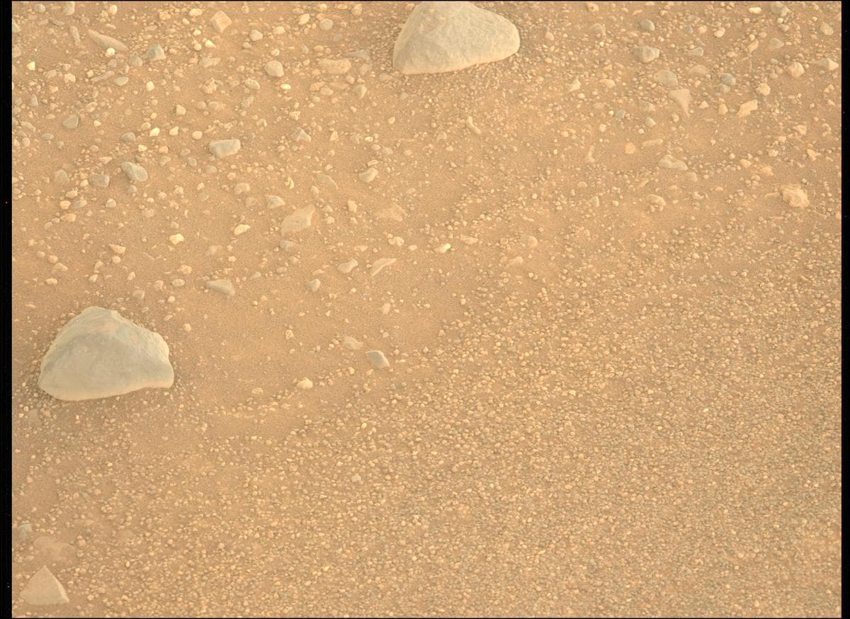 Foto do rover em Marte de 2025-12-25