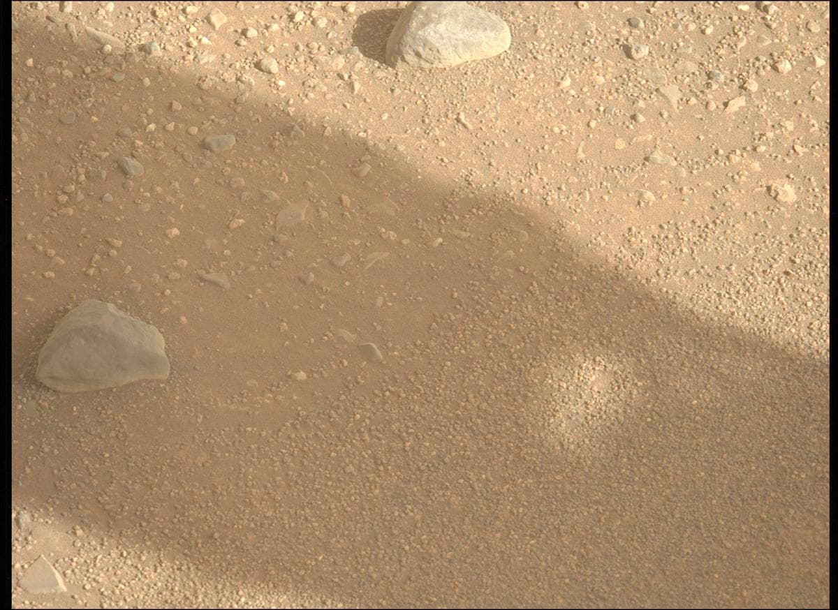 Foto de Marte da câmera MCZ_LEFT