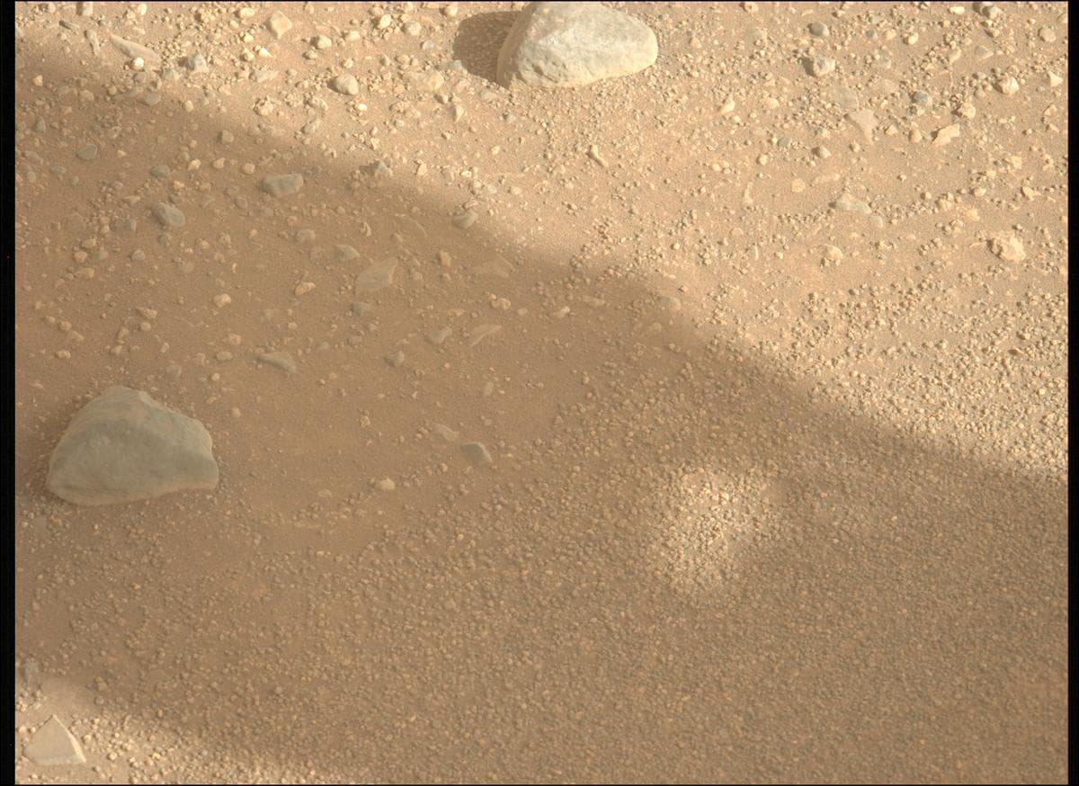 Foto do rover em Marte de 2025-12-27