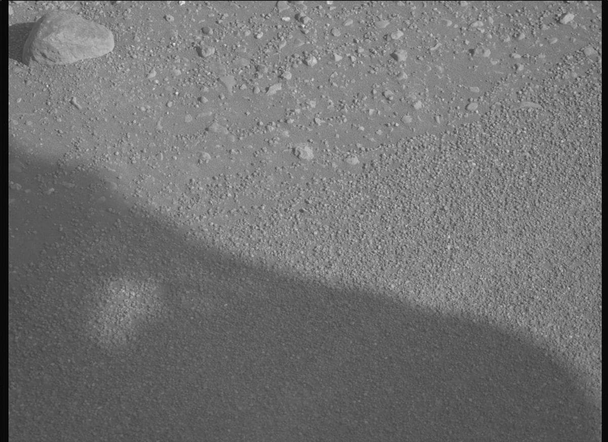 Foto do rover em Marte de 2025-12-27