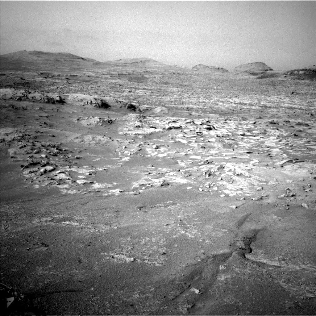 Foto de Marte da câmera NAV_LEFT_B